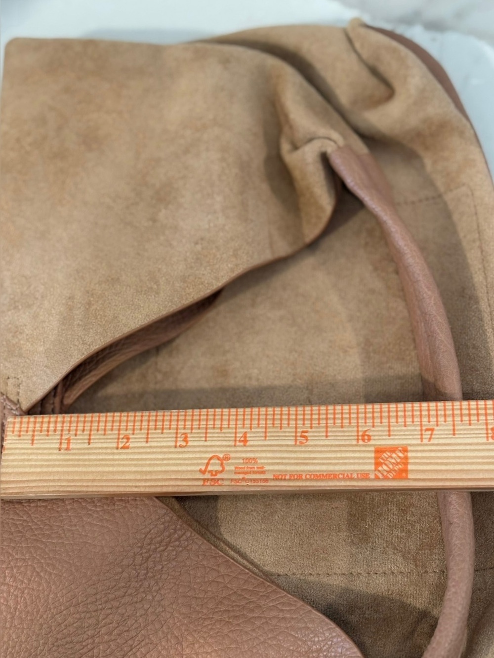 LIKE NEW Shiraleah Arden Women’s Tan Two-Tone Vegan Leather Relaxed Hobo Tote - Picture 8 of 9